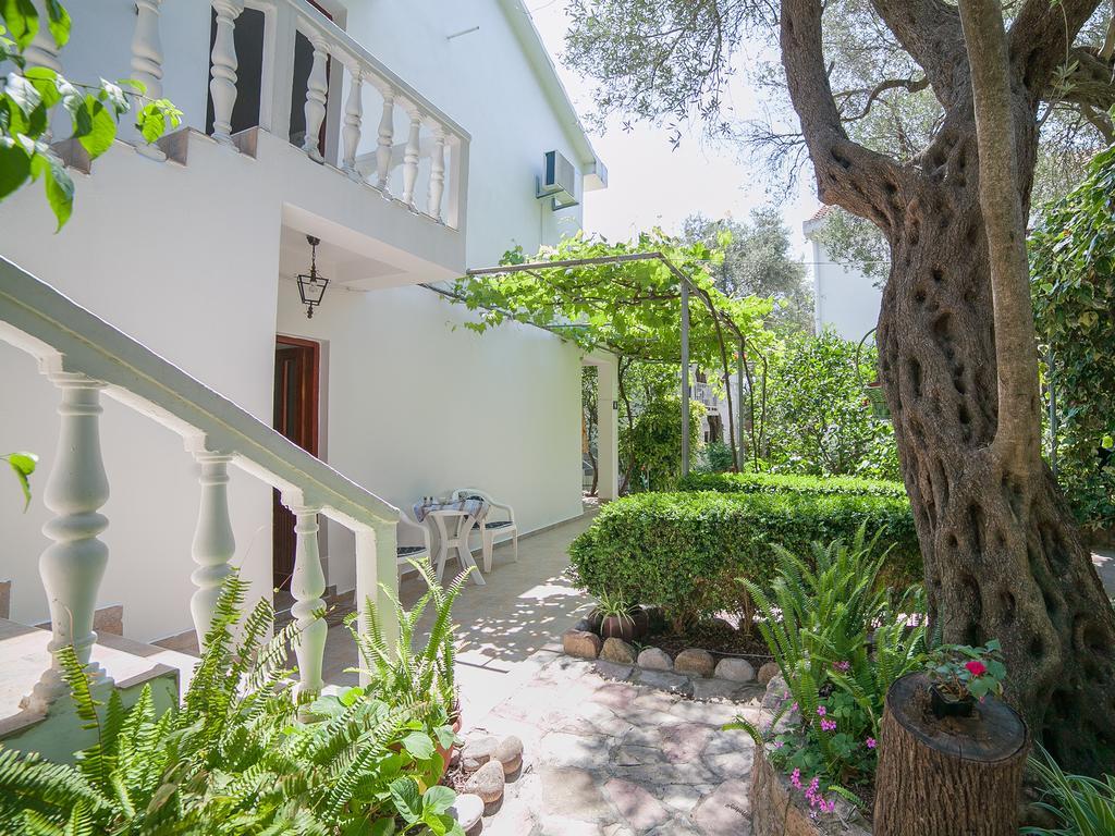 Rooms Garden Petrovac Luaran gambar